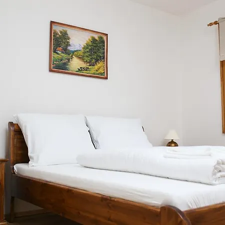 Guest house Koliba Hubertka *